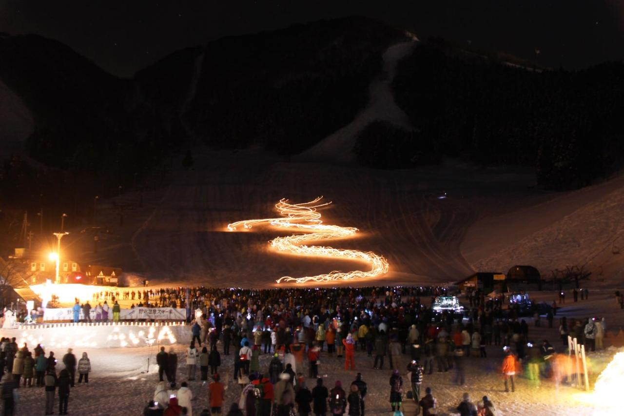 Lodge Denbey Nozawaonsen Exteriör bild