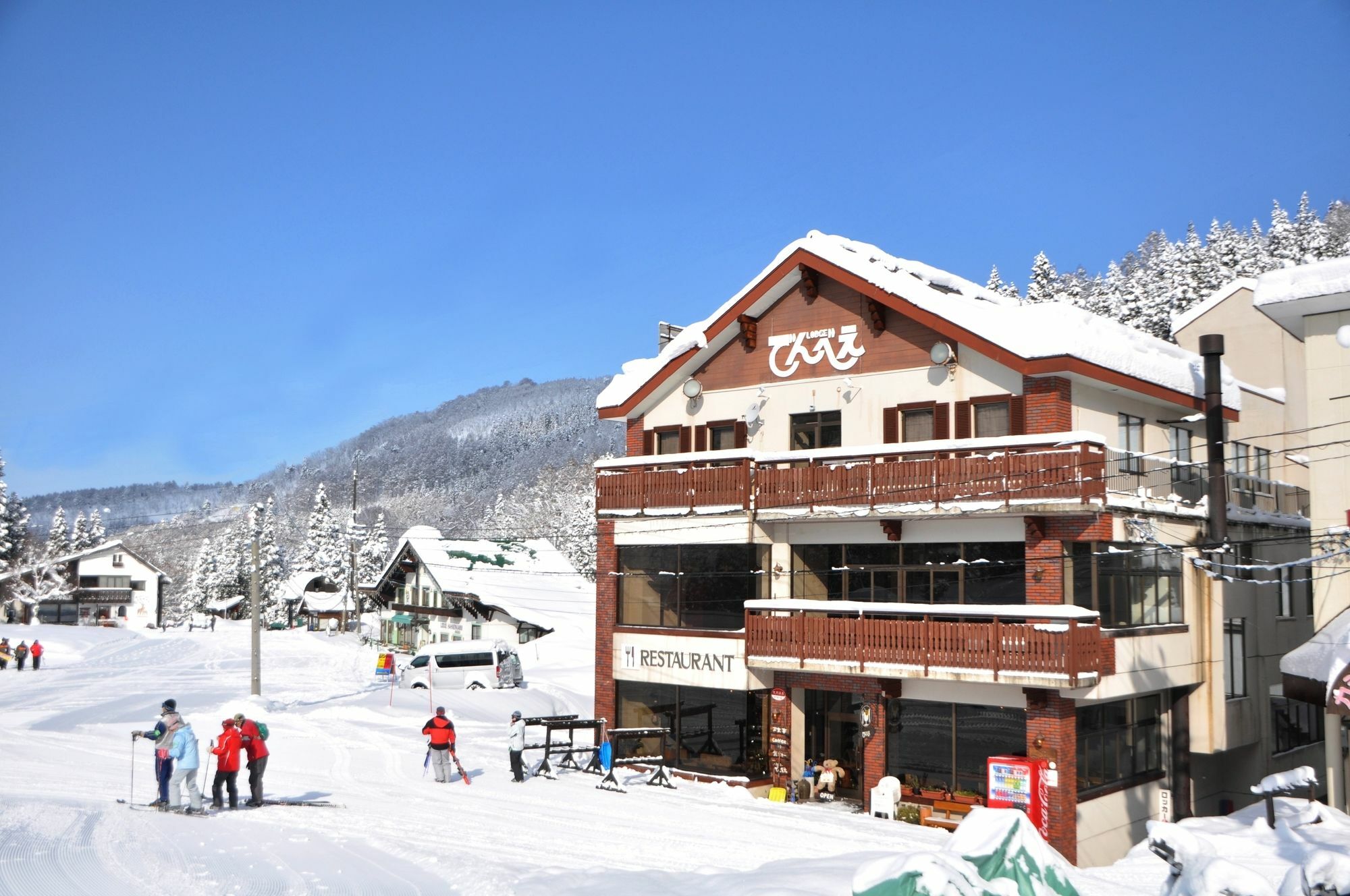 Lodge Denbey Nozawaonsen Exteriör bild